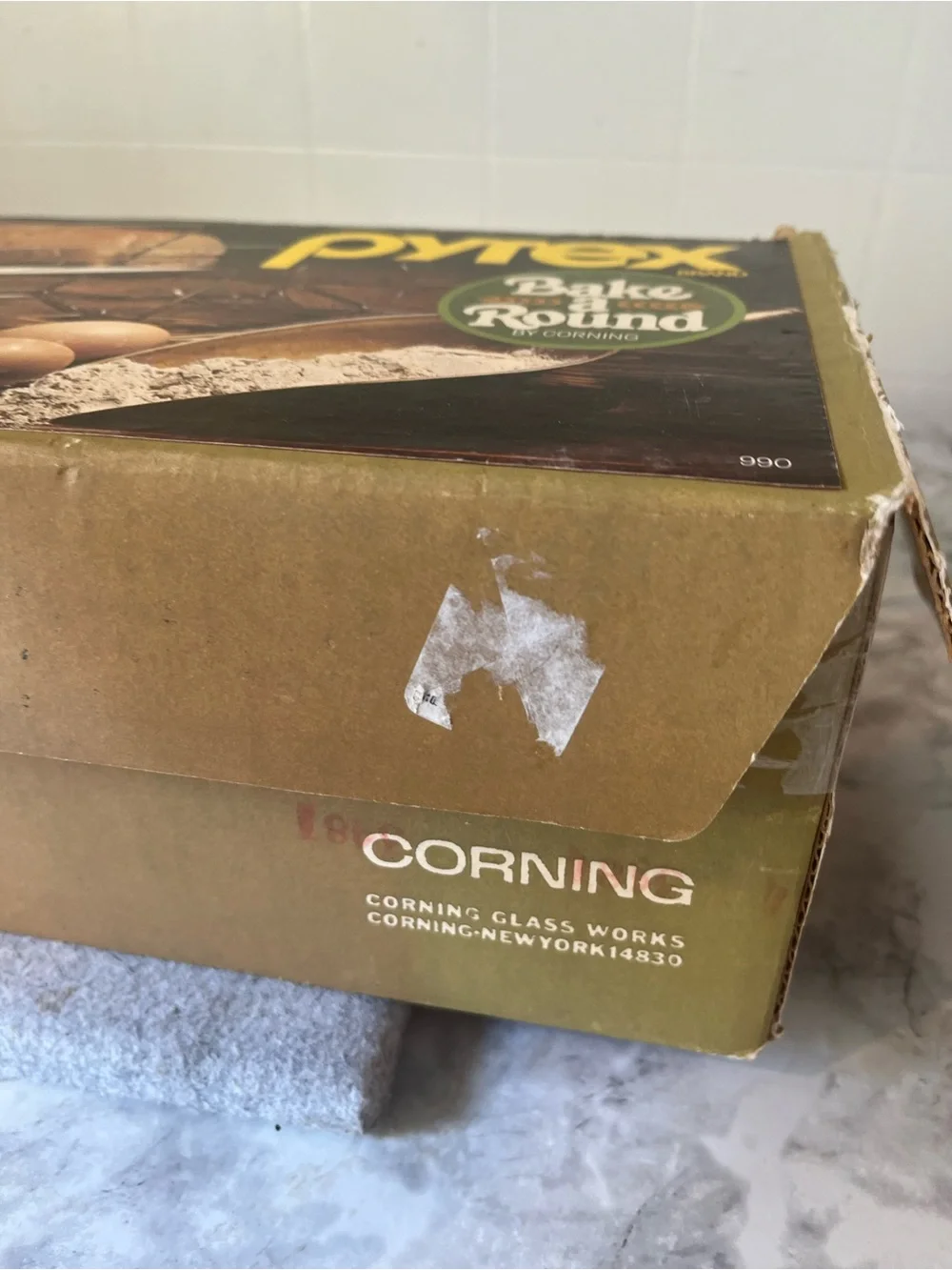 Vintage Bake A Round Pyrex By Corning #990 French Bread Baking Pan Tube